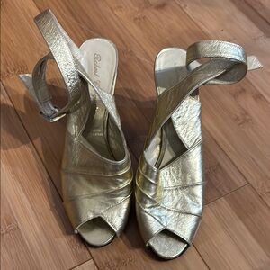 Robert Clergerie Gold Peep-Toe Slingback Heels 5.5
